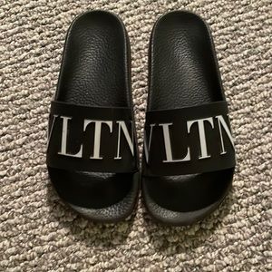 Valentino Womens Pool Slides